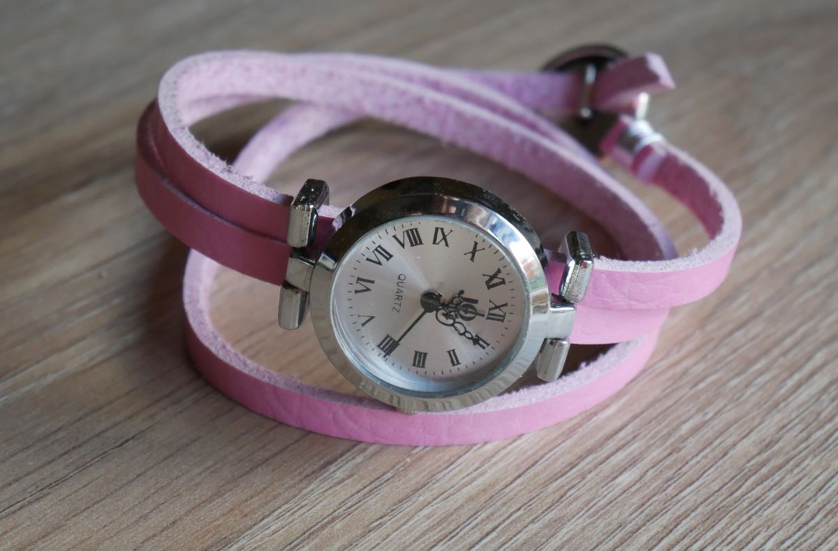 Pink læder armbånd triple tur