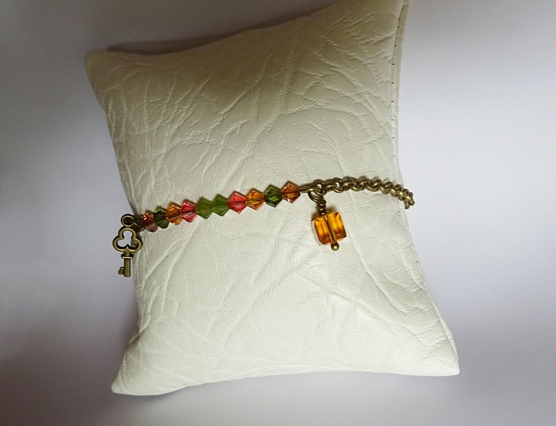 Armb&aring;nd bronze k&aelig;de Amber og Olivine