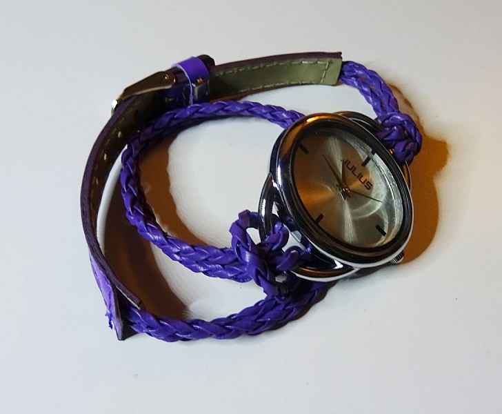 Bracelet montre tress&eacute; Violet