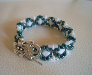 Silky White Teal armbånd