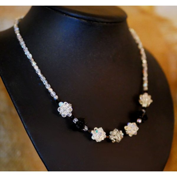 Sort s&oslash;lv perle halsk&aelig;de