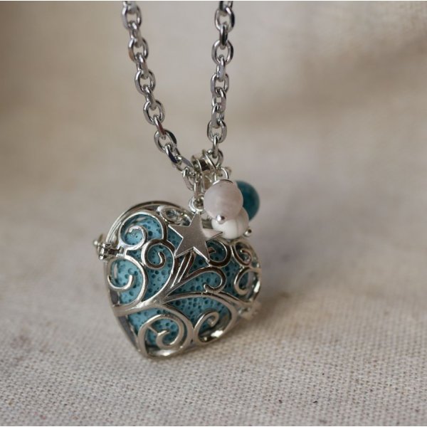 Halsk&aelig;de vedh&aelig;ng Hjerte&aelig;ske med lava sten farve efter eget valg Valentinsdag gave