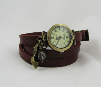 Montre bracelet Escarpin et perle cristal Swarovski